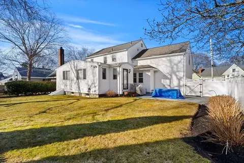 4 Dean Rd, Marblehead, MA 01945 photo 30