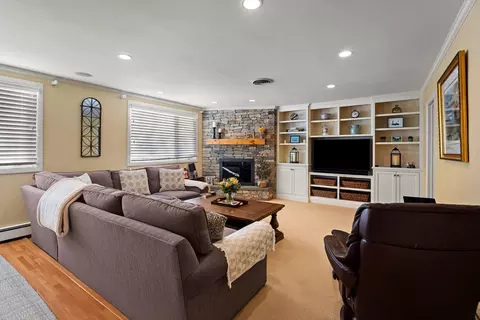 4 Dean Rd, Marblehead, MA 01945 photo 16