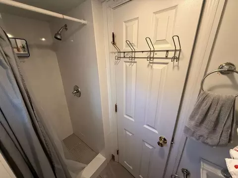 98 School St, Lowell, MA 01854 photo 18