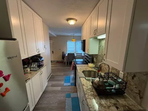 98 School St, Lowell, MA 01854 photo 12