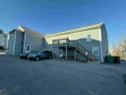 98 School St, Lowell, MA 01854 photo 40