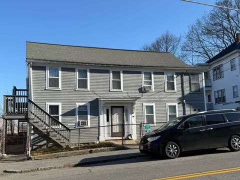 98 School St, Lowell, MA 01854