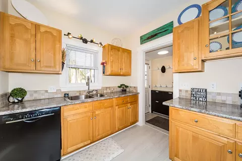 62 Central St, Framingham, MA 01701 photo 14