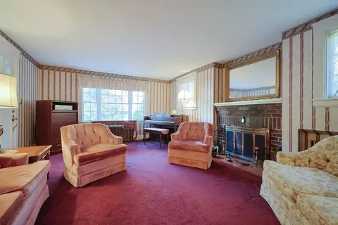 587 Common St, Walpole, MA 02081 photo 4