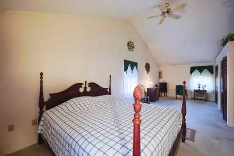 587 Common St, Walpole, MA 02081 photo 29