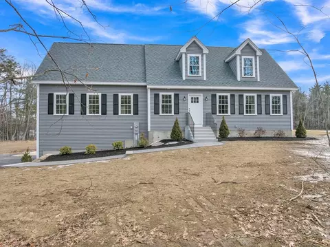 116 Townsend Harbor Rd, Lunenburg, MA 01462