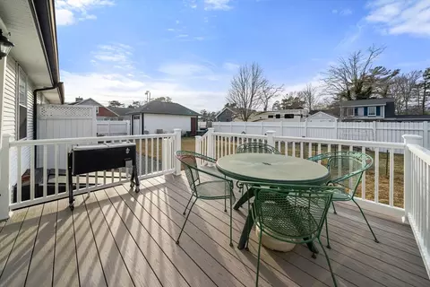 92 Choctaw, Buzzards Bay, MA 02532 photo 38