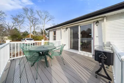92 Choctaw, Buzzards Bay, MA 02532 photo 39