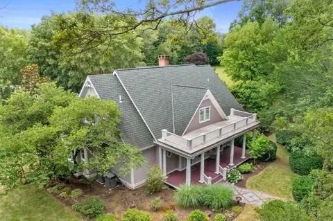 364 Hickory Rd, North Attleboro, MA 02760