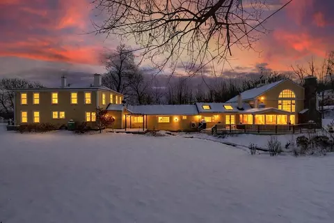 100 Main St, Ashburnham, MA 01430 photo 2