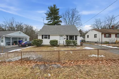 27 Nokomis, Springfield, MA 01109