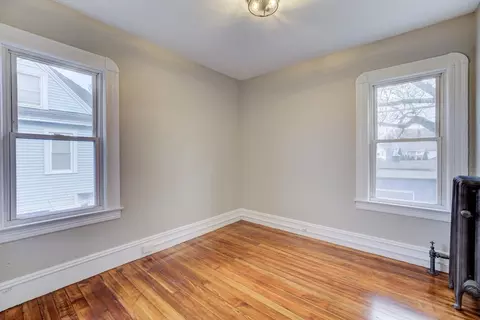 27 Ormond St, Springfield, MA 01108 photo 15