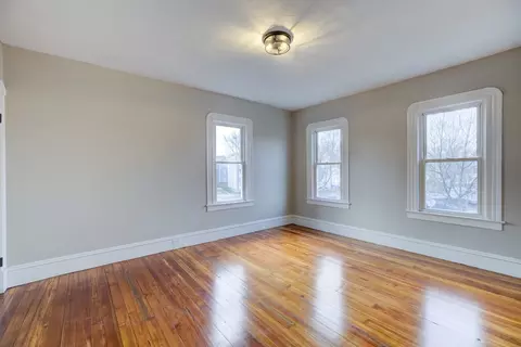 27 Ormond St, Springfield, MA 01108 photo 11