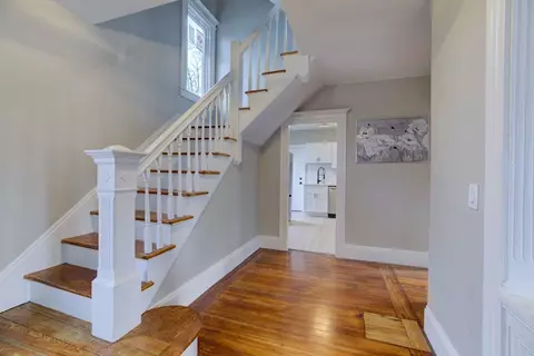 27 Ormond St, Springfield, MA 01108 photo 9