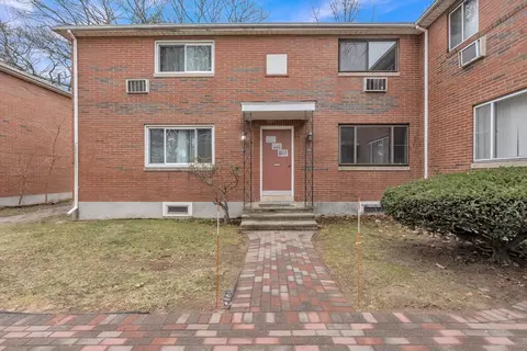 65 Bishop Dr #65, Framingham, MA 01702