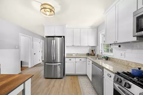 60 Robert, Dracut, MA 01826 photo 8