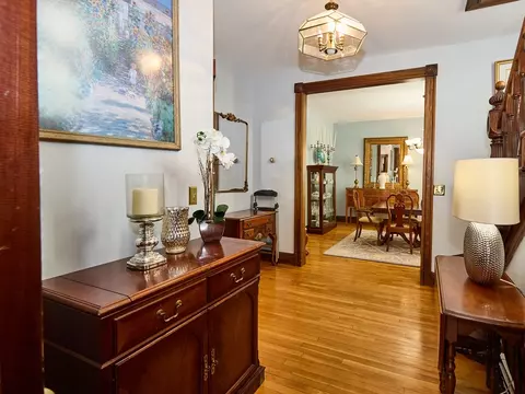 Entry Way - 301 Madison, Fall River, MA 02720 photo 2 of 7
