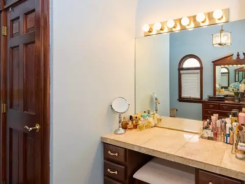 Bath - 301 Madison, Fall River, MA 02720 photo 4 of 5