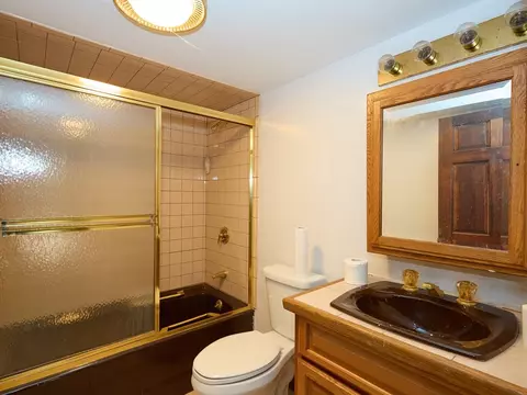 Bath - 301 Madison, Fall River, MA 02720 photo 5 of 5