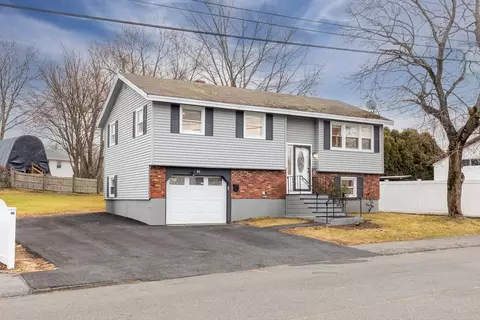55 Summit St, Salem, MA 01970