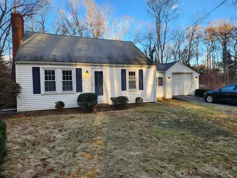 94 Old Oaken Bucket Rd, Scituate, MA 02066