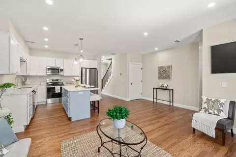 30 Danielles Way, Worcester, MA 01606 photo 3