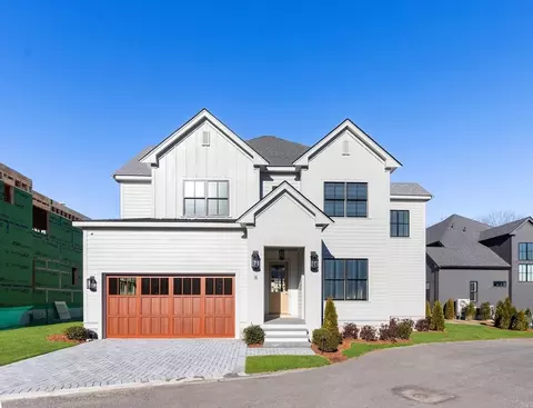 8 Common Ct #8, Lexington, MA 02421