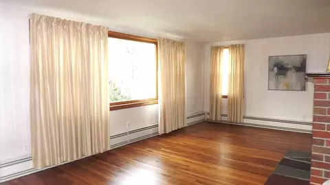 Living - 48 Ernest Ave, Worcester, MA 01604 photo 4 of 6