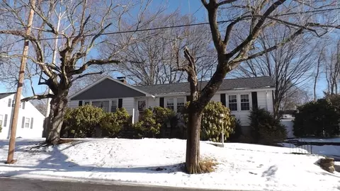 48 Ernest Ave, Worcester, MA 01604