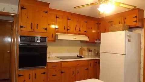 Kitchen - 48 Ernest Ave, Worcester, MA 01604 photo 3 of 6