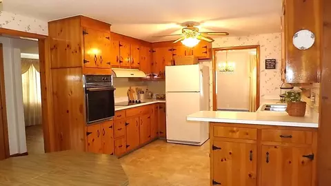 Kitchen - 48 Ernest Ave, Worcester, MA 01604 photo 1 of 6