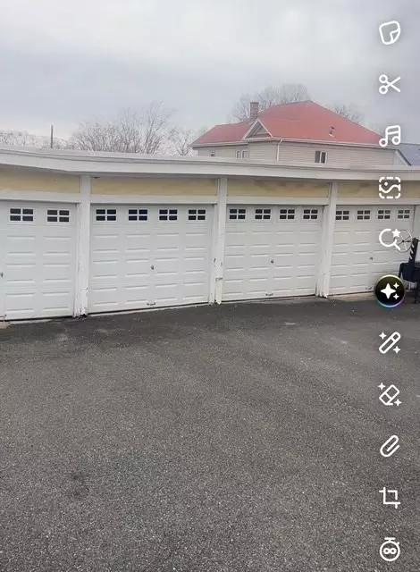 352 Barnes St, Fall River, MA 02723 photo 9