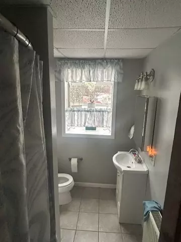 352 Barnes St, Fall River, MA 02723 photo 15