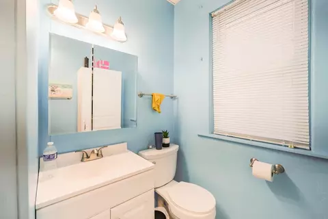 352 Barnes St, Fall River, MA 02723 photo 38