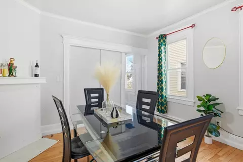 Dining - 127 Dickinson St, Springfield, MA 01108 photo 1 of 3