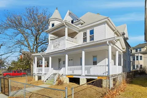 Exterior - 127 Dickinson St, Springfield, MA 01108 photo 3 of 3