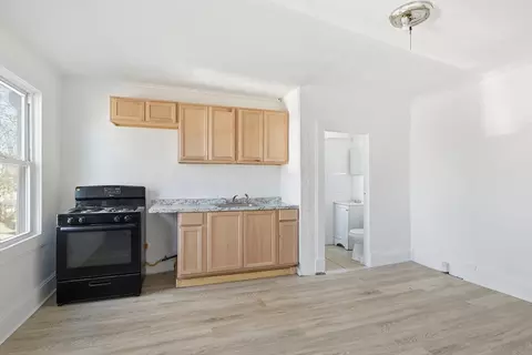 Other - 127 Dickinson St, Springfield, MA 01108 photo 7 of 16