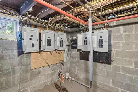 Other - 127 Dickinson St, Springfield, MA 01108 photo 14 of 16
