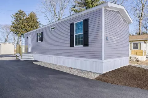 1346 Newport Ave #A-06, Attleboro, MA 02703