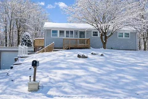 5 Karen Way, Rutland, MA 01543