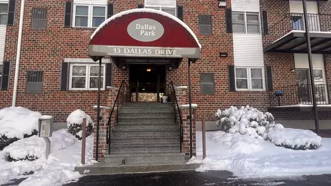 13 Dallas Dr #305, Dracut, MA 01826