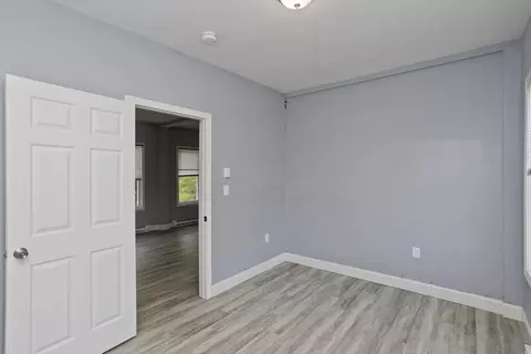 107 Eastern Ave, Worcester, MA 01605 photo 33