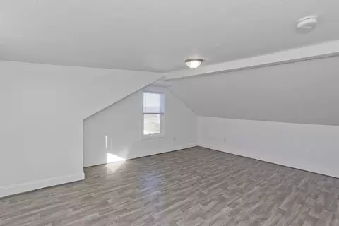 107 Eastern Ave, Worcester, MA 01605 photo 14