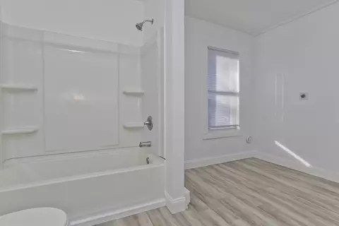 107 Eastern Ave, Worcester, MA 01605 photo 8