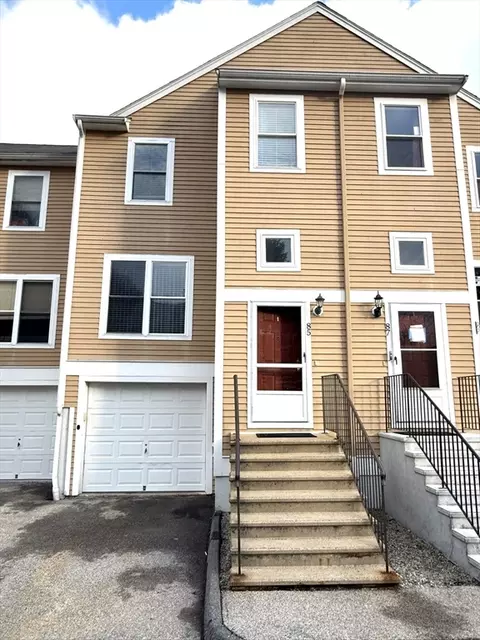 85 Camelot Dr #118, Worcester, MA 01602