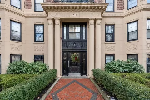50 Commonwealth Ave #204, Boston, MA 02116