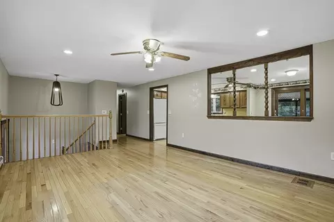 Living - 4 Carby Dr, Mendon, MA 01756 photo 3 of 9