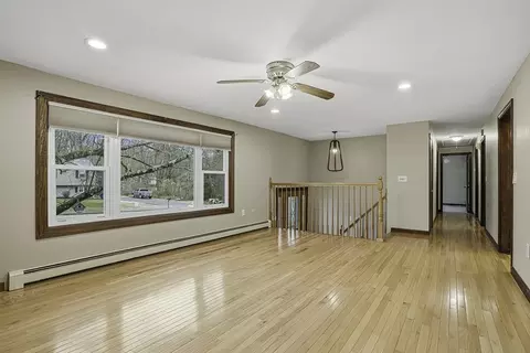 Living - 4 Carby Dr, Mendon, MA 01756 photo 4 of 9
