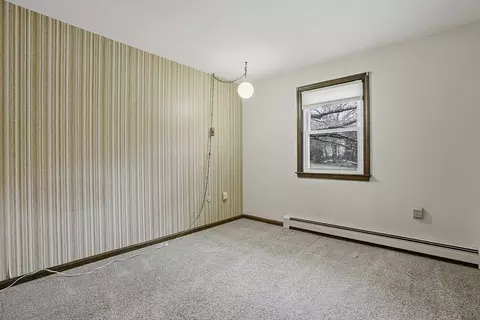 Bedroom - 4 Carby Dr, Mendon, MA 01756 photo 4 of 4