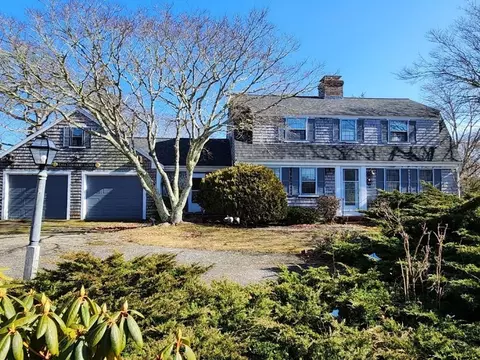148 Berry Ave, Yarmouth, MA 02673